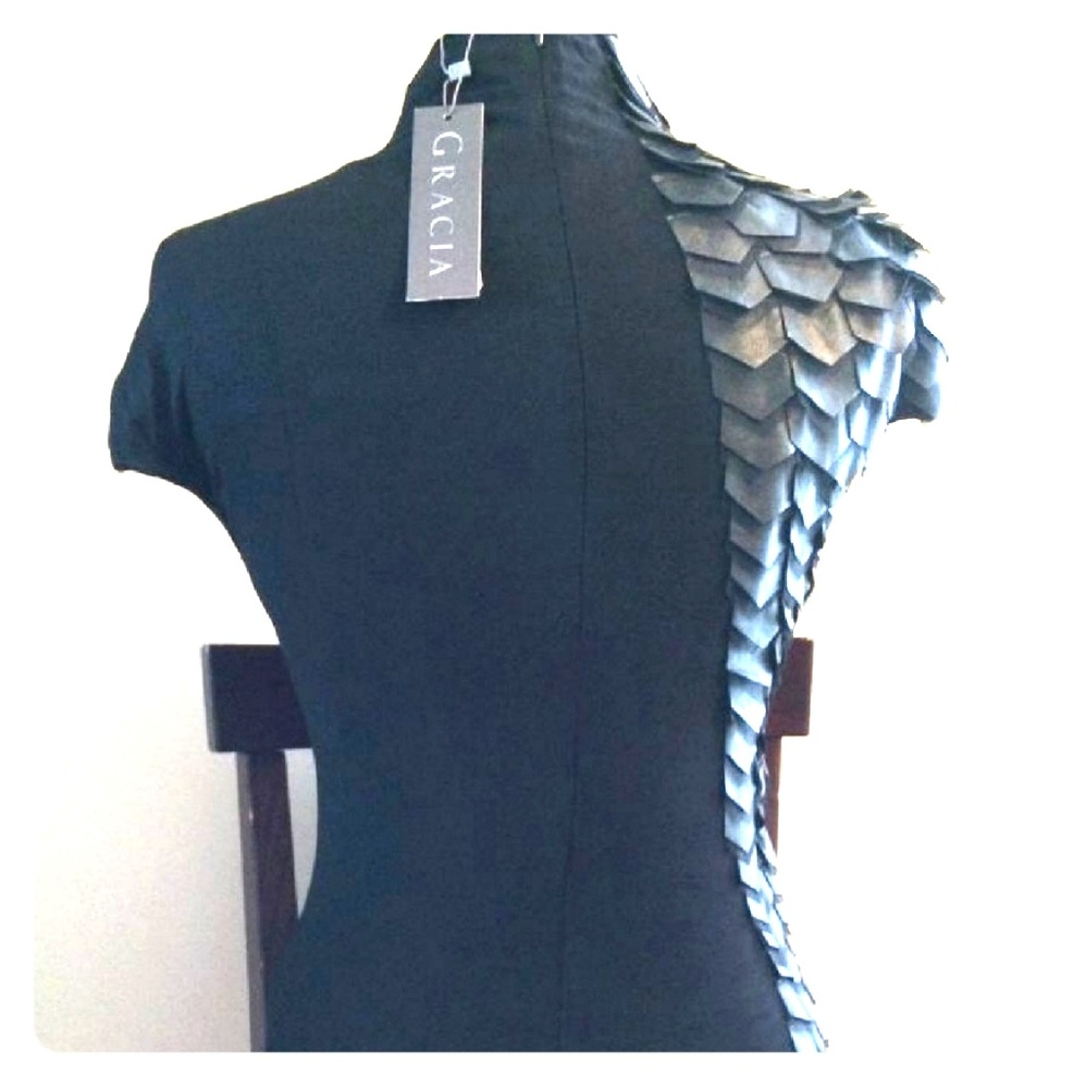 In search of this Gracia Mermaid Scale Blouse